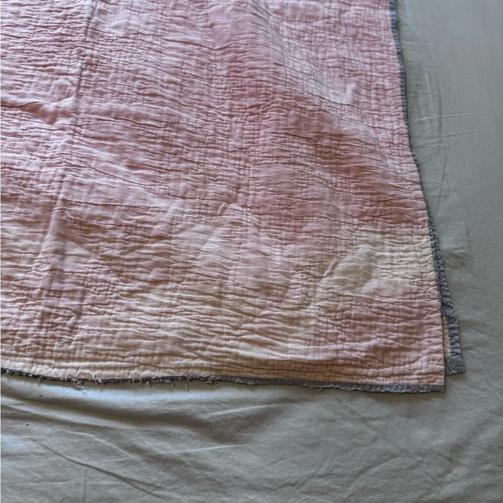 Vintage Bird & Floral Patterned States Quilt READ 96” length‎ X 72” across